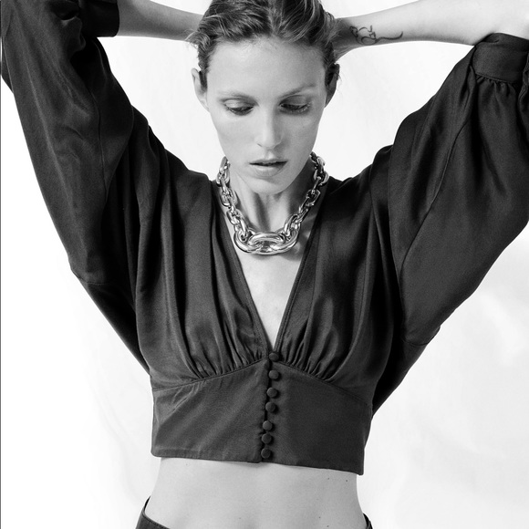 Zara Tops Nwt Zara Crop Top With Buttons Poshmark